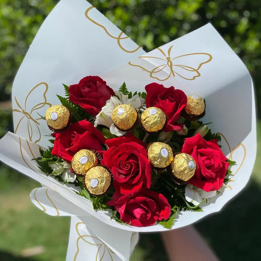 Buquê De 6 Rosas com Ferrero Rocher - Rancho das Plantas