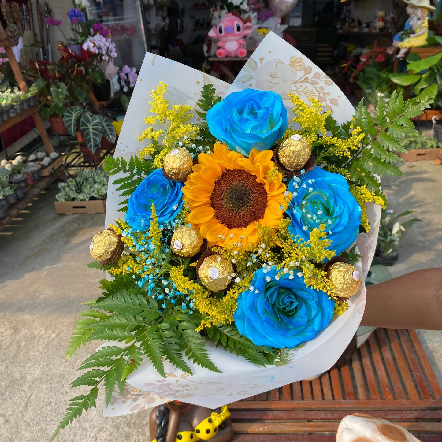 Buquê Carinho Dourado - Rancho das Plantas