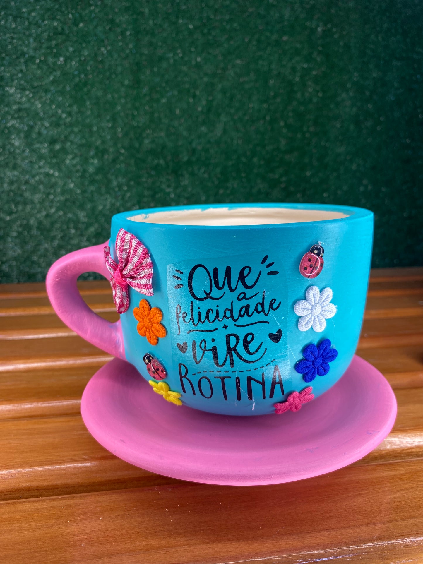 Xícara artesanal azul