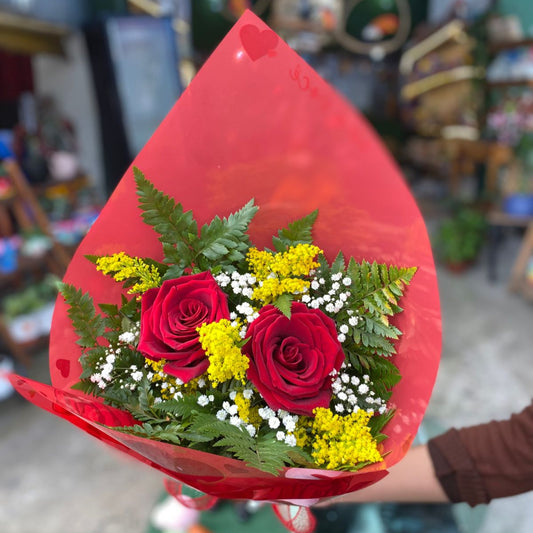 Buquê de 2 Rosas Vermelhas