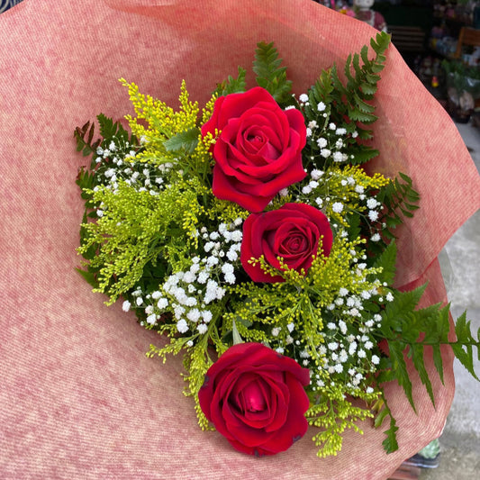 Buquê Clássico com 3 Rosas